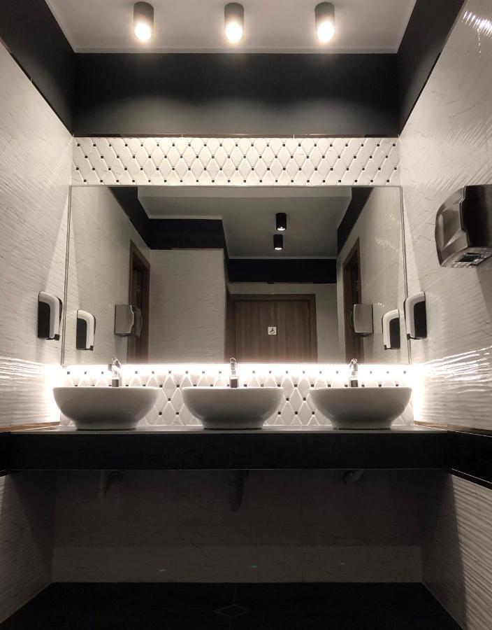 Jitomir Hotel Монтана Екстер'єр фото