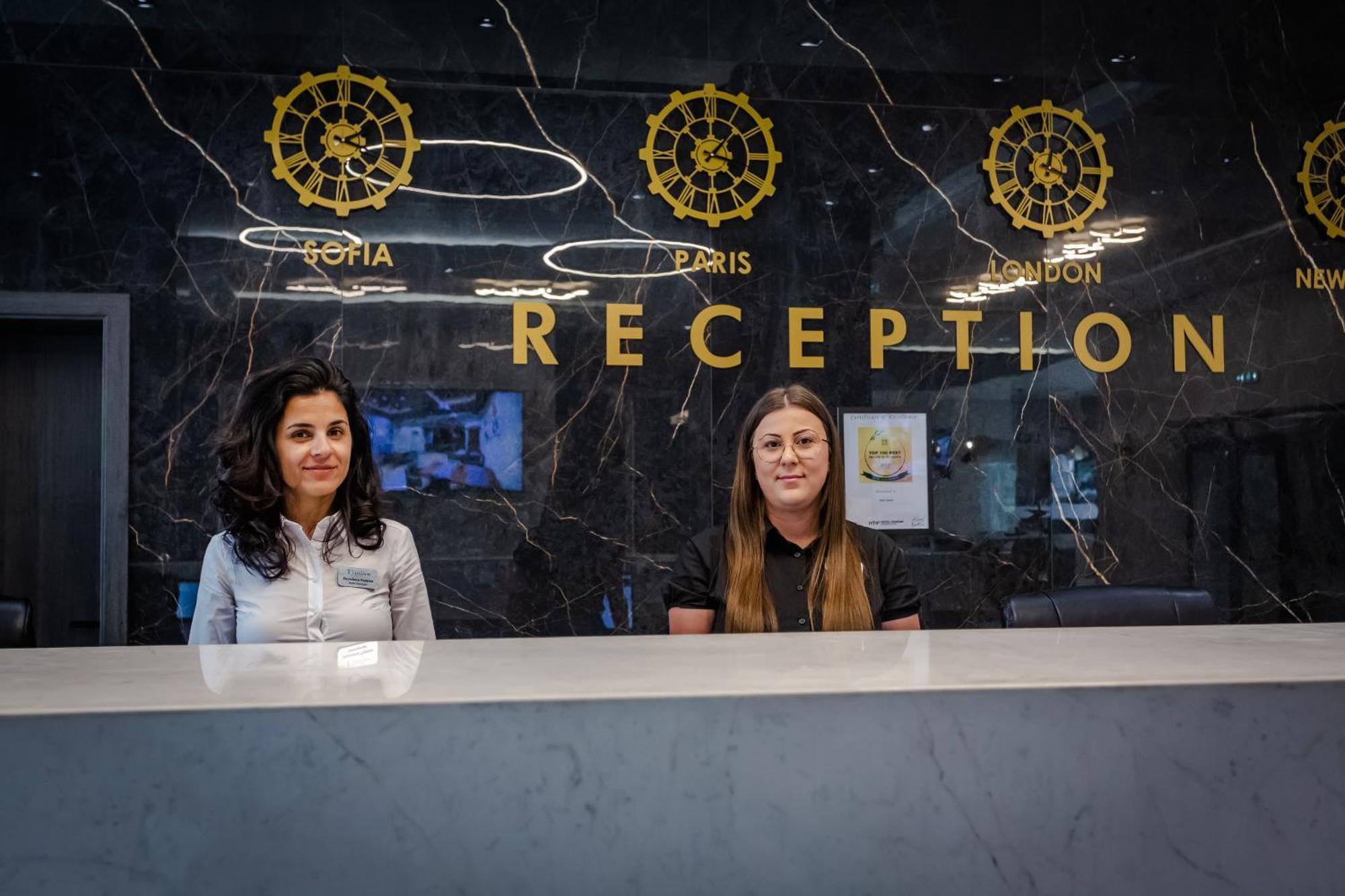 Jitomir Hotel Монтана Екстер'єр фото