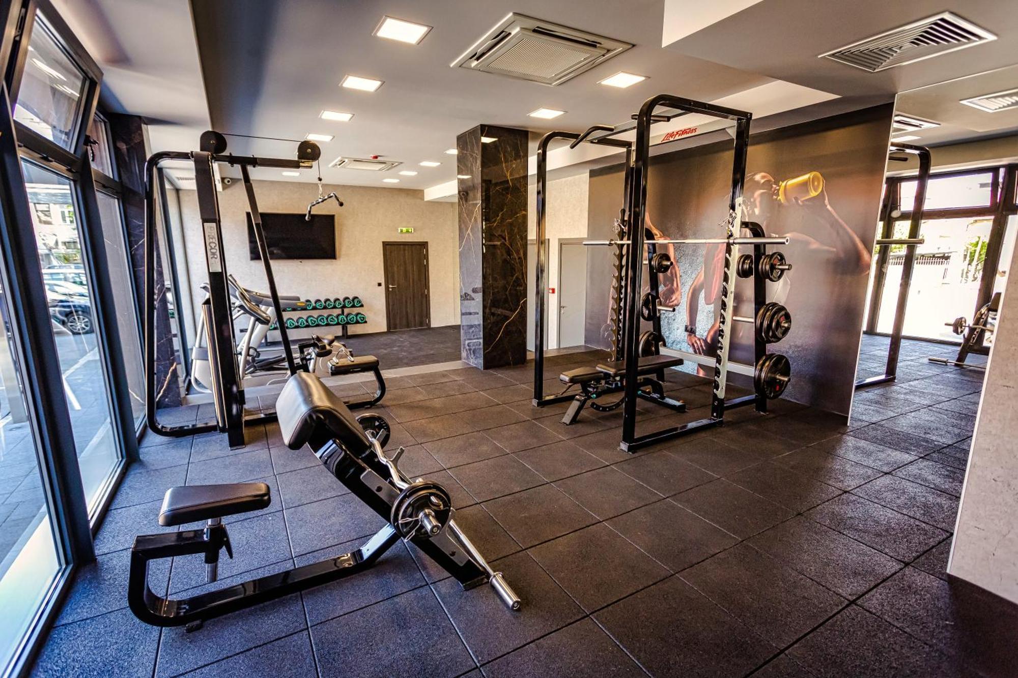 Jitomir Hotel Монтана Екстер'єр фото