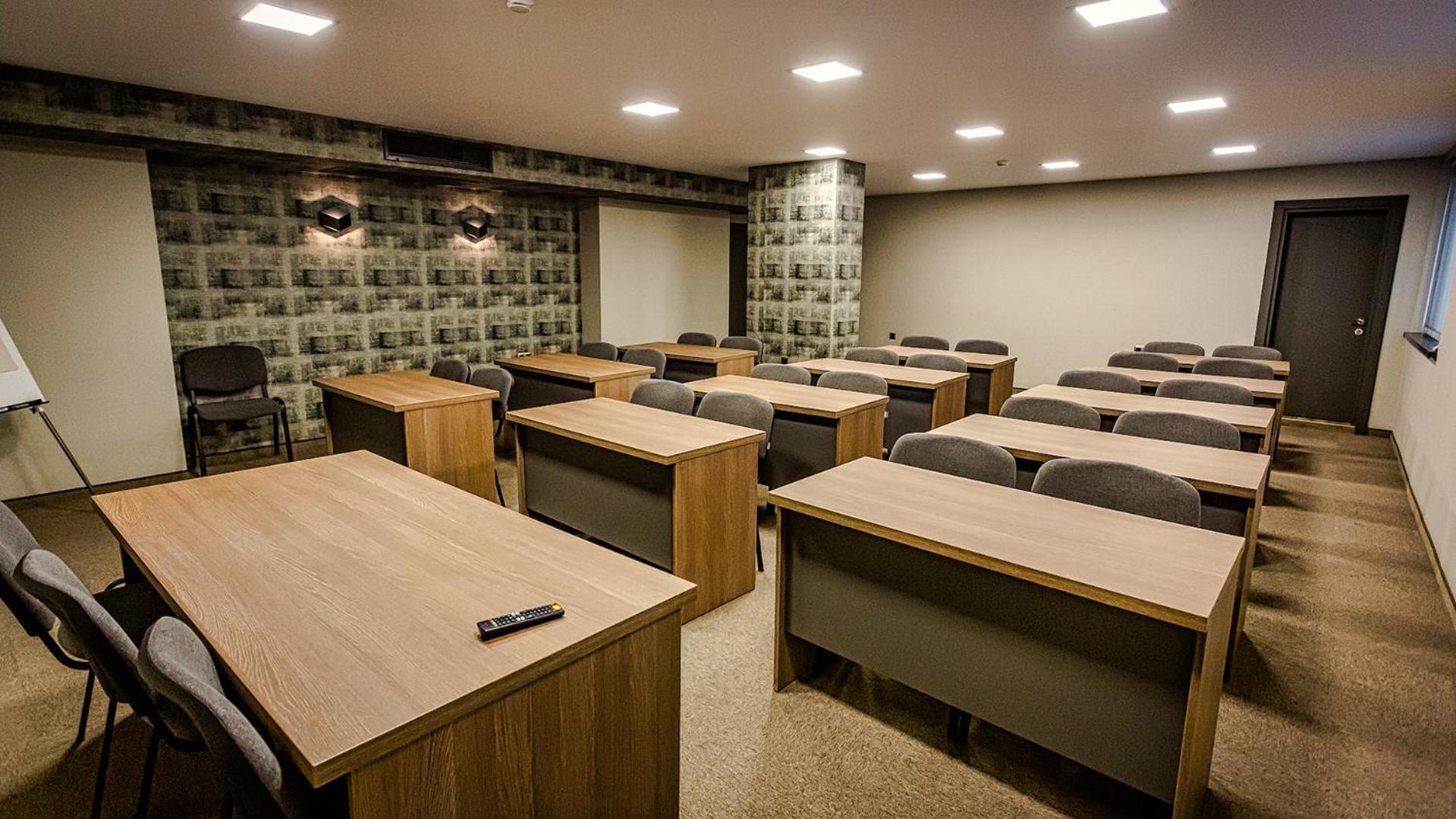 Jitomir Hotel Монтана Екстер'єр фото
