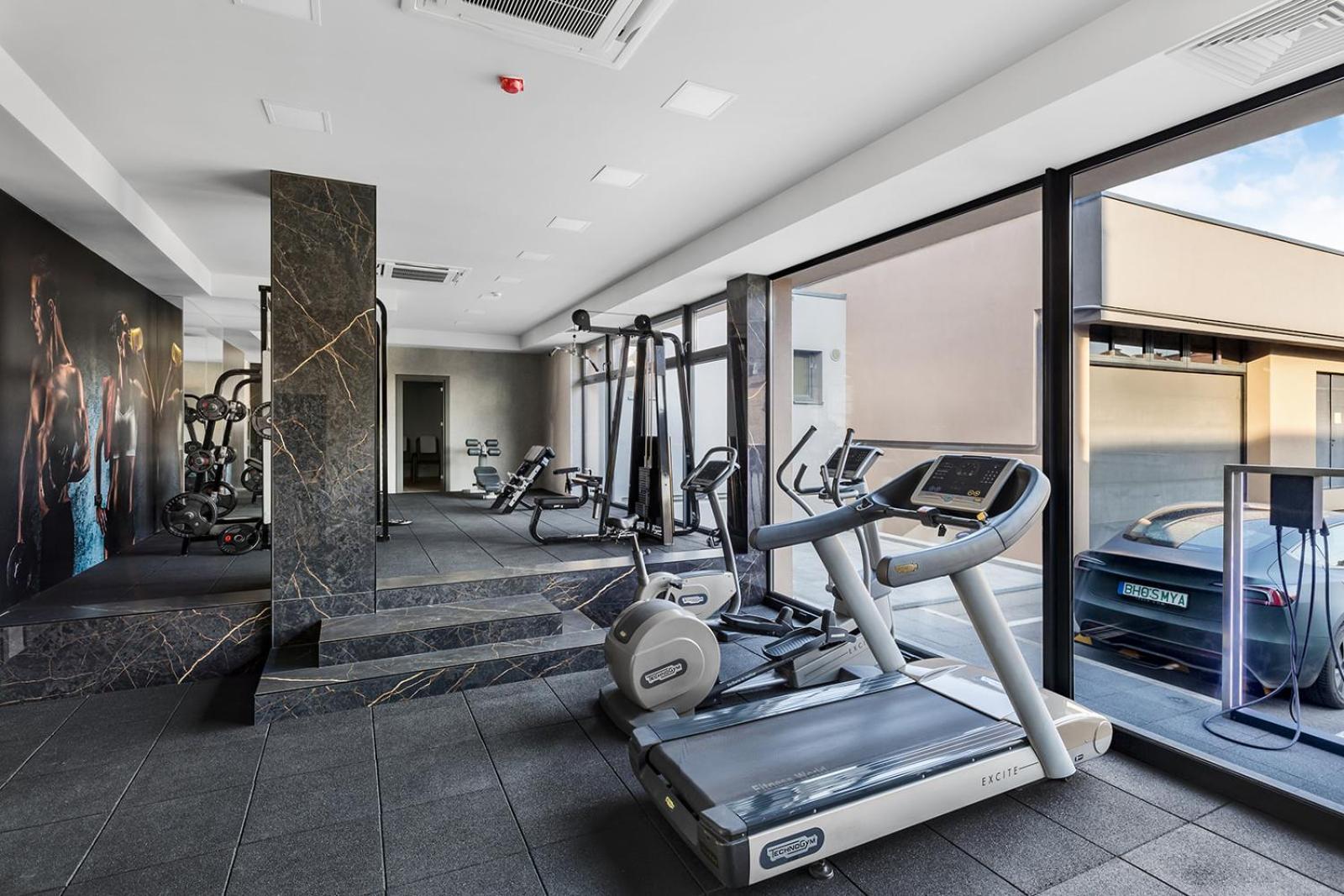 Jitomir Hotel Монтана Екстер'єр фото