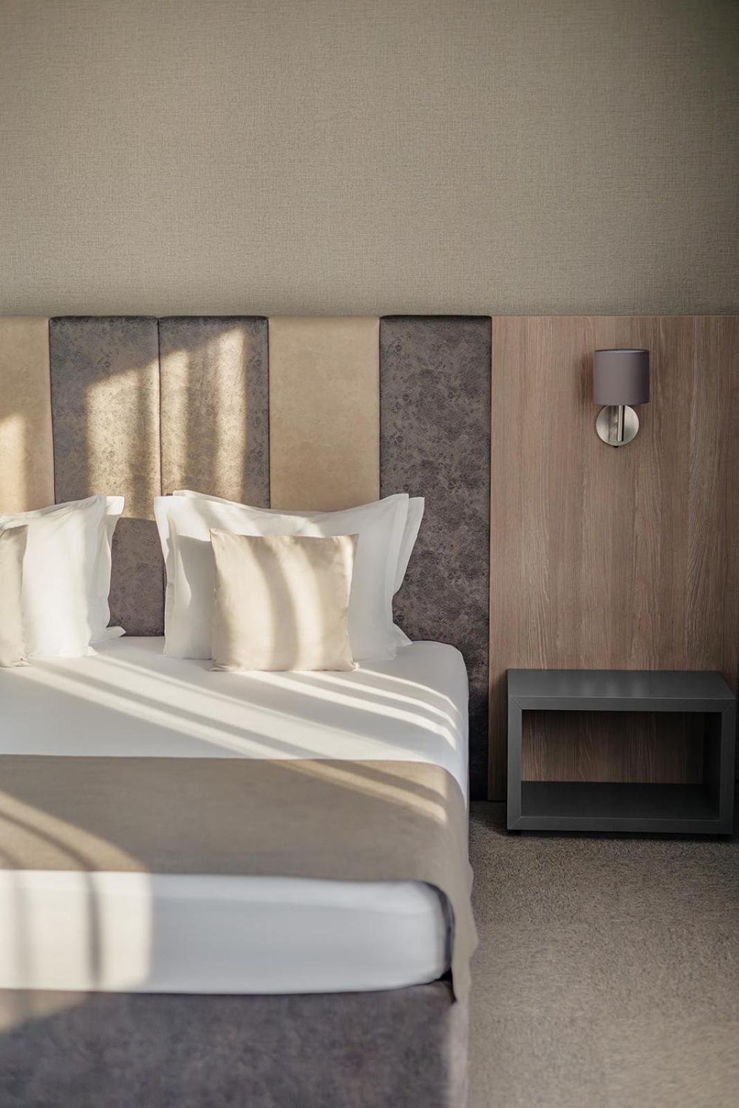 Jitomir Hotel Монтана Екстер'єр фото